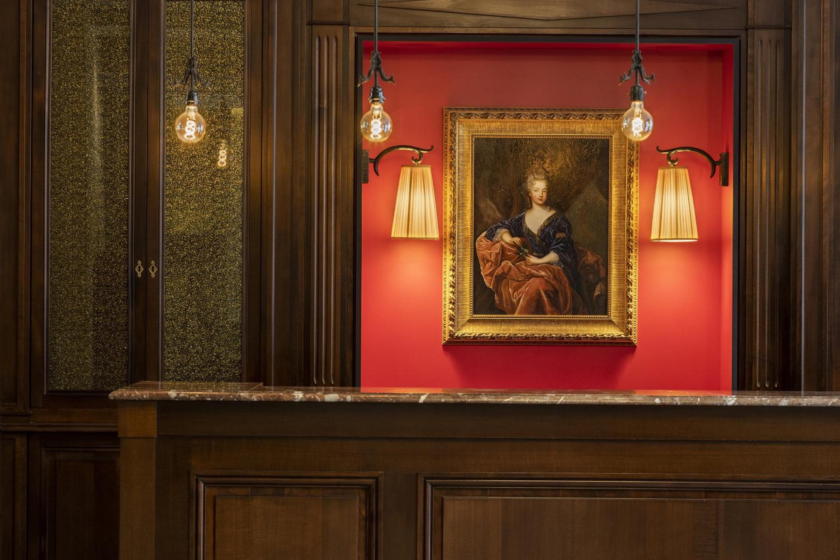 Hotel Ducs de Bourgogne, Paris: recepcion & lobby