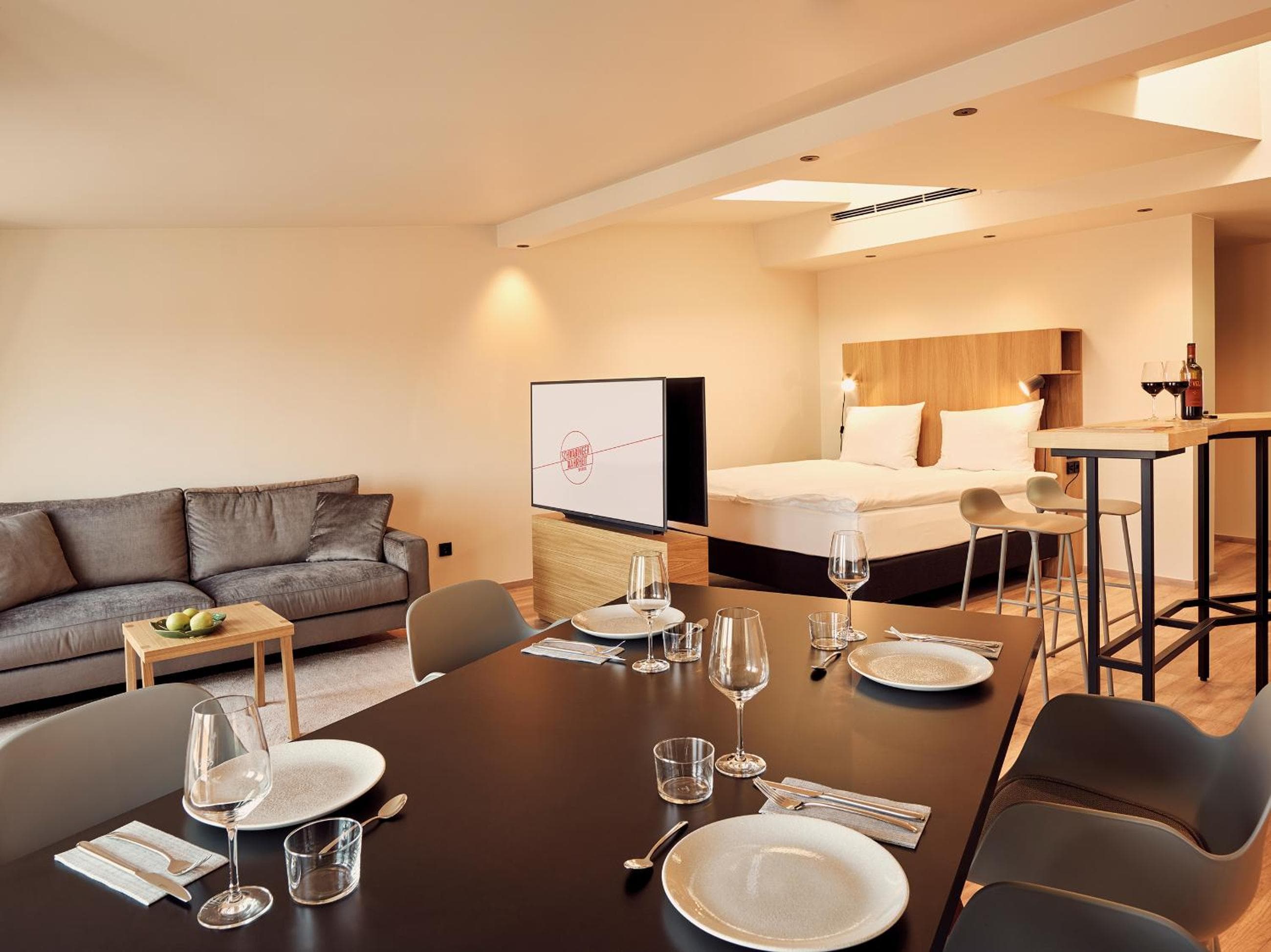 Schwabinger Wahrheit by Geisel, Munich: hotel room