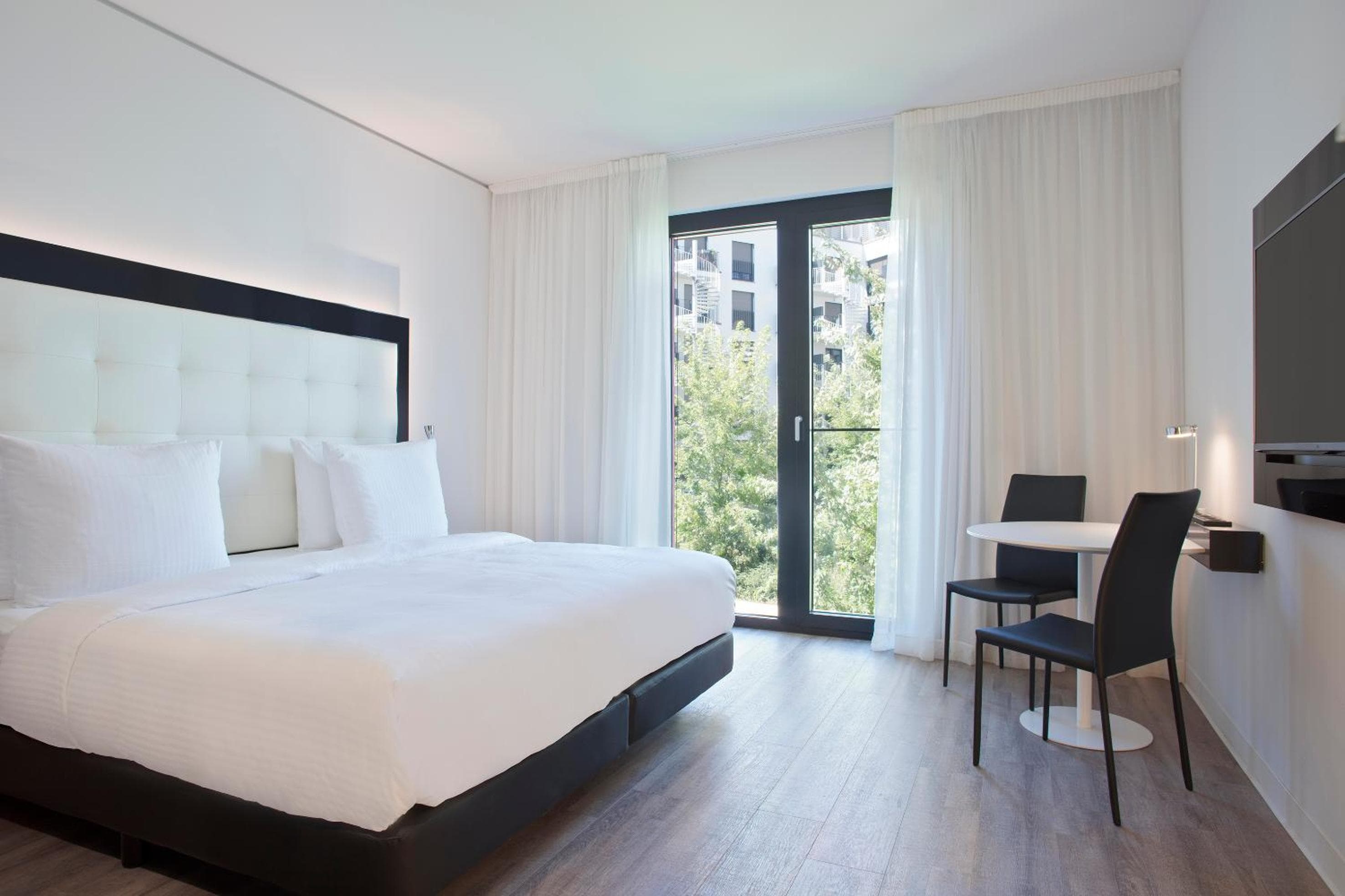 INNSiDE by Meliá Frankfurt Ostend photo 2