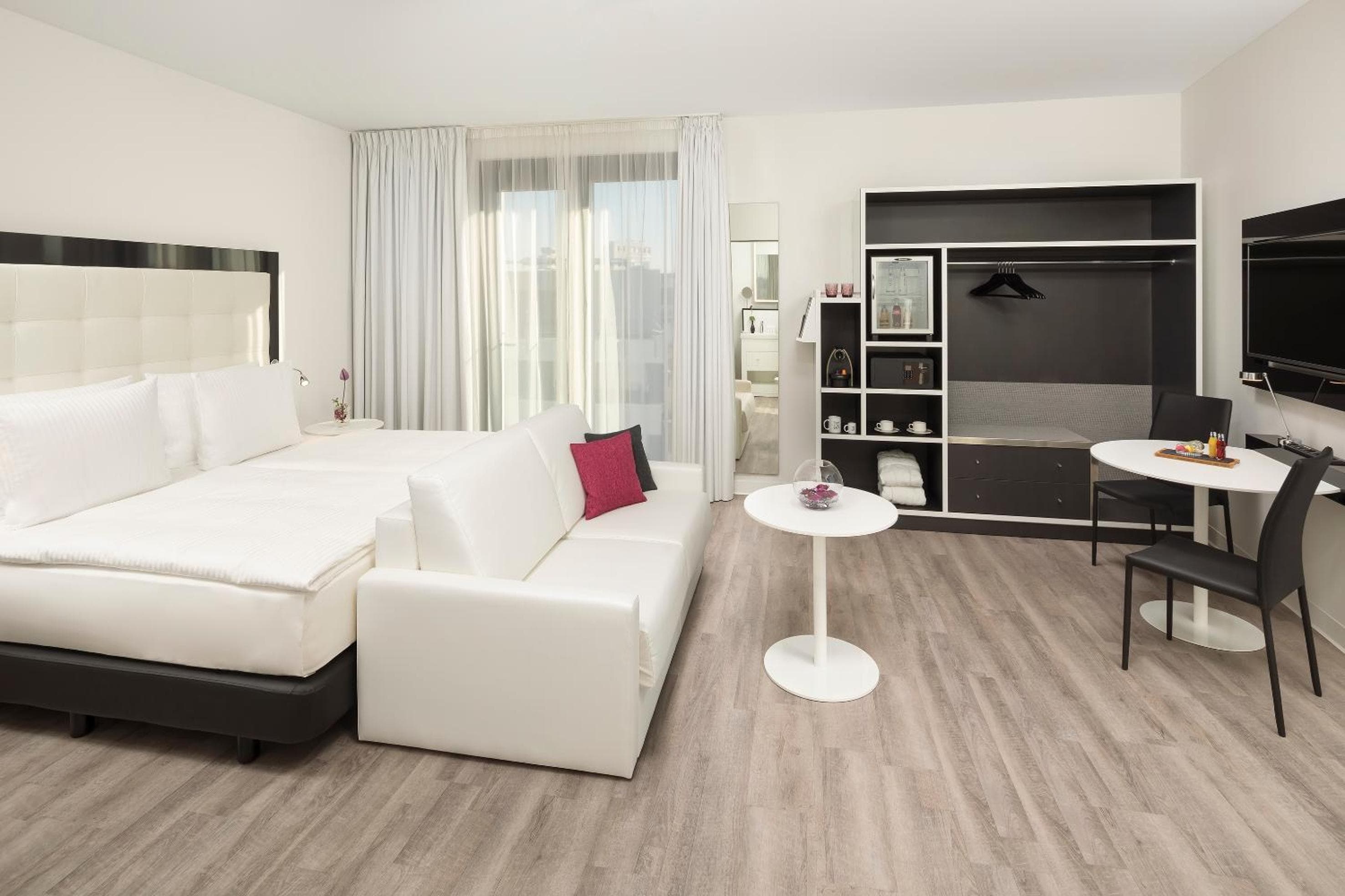 INNSiDE by Meliá Frankfurt Ostend photo 4