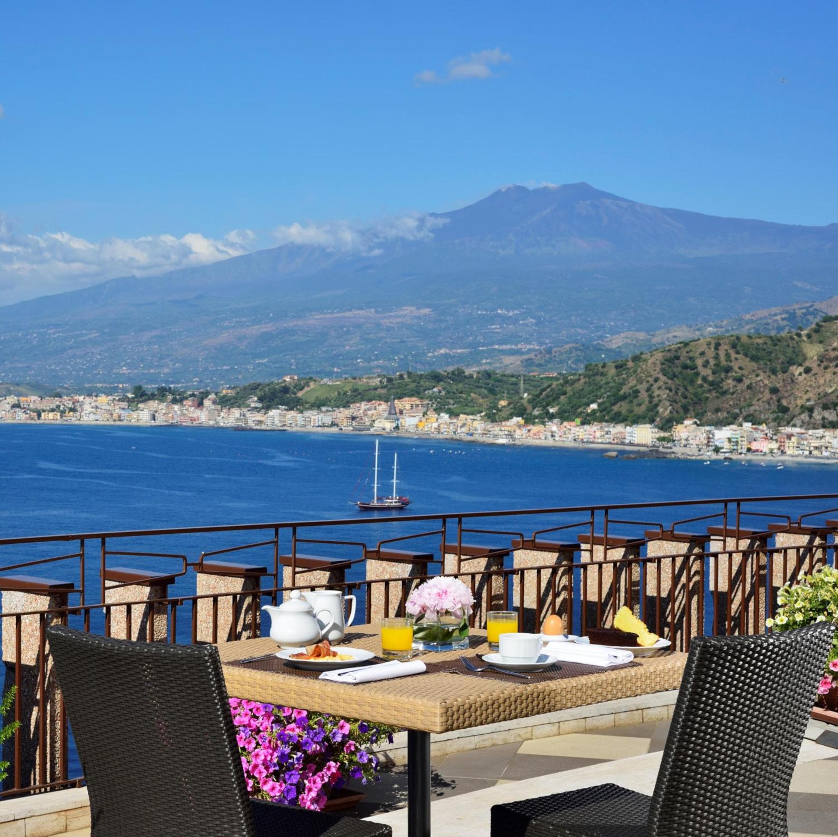UNA Hotels Capotaormina photo 3