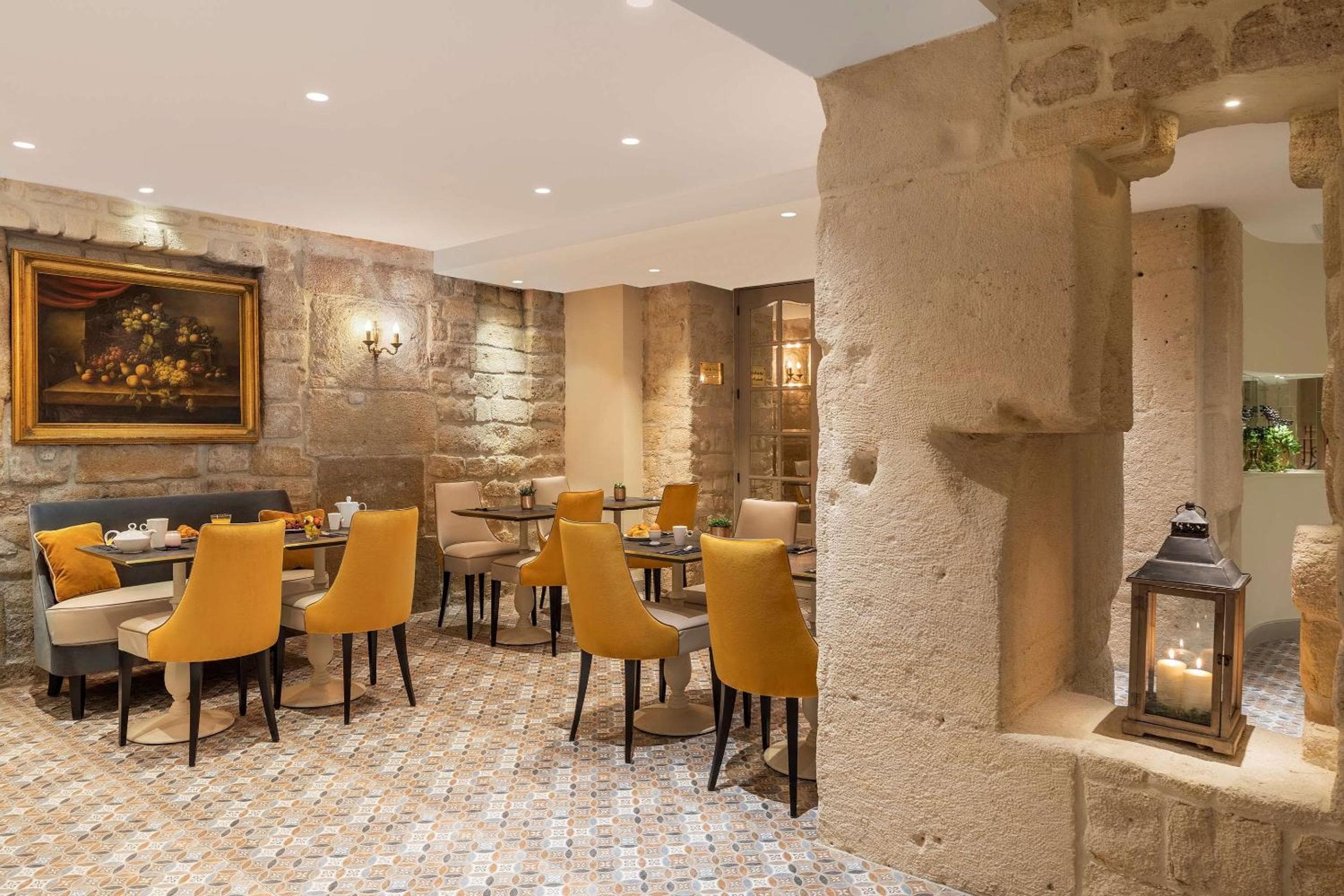 Hotel Ducs de Bourgogne, Paris: dining
