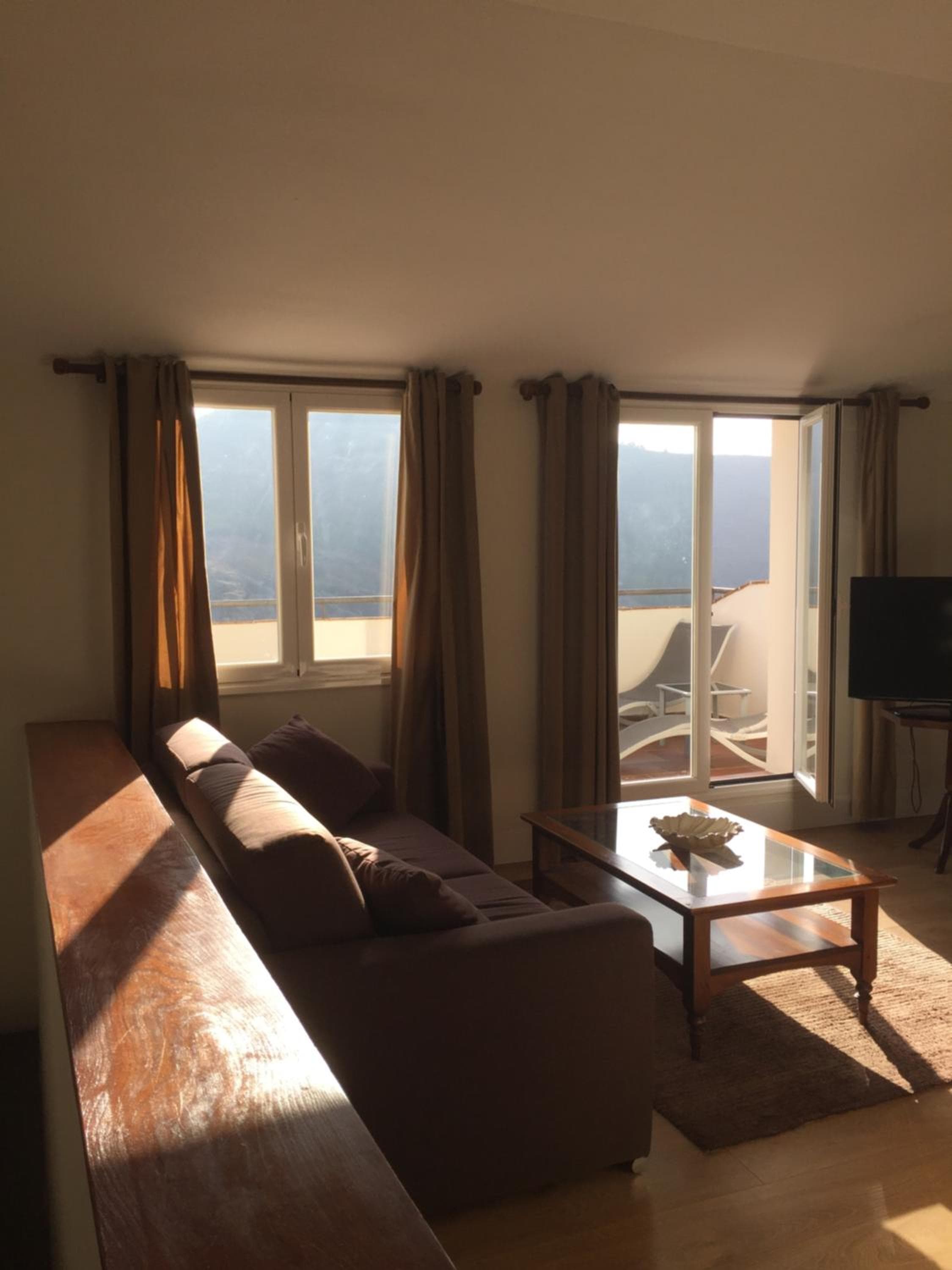 Hotel Leonor de Aquitania photo 3