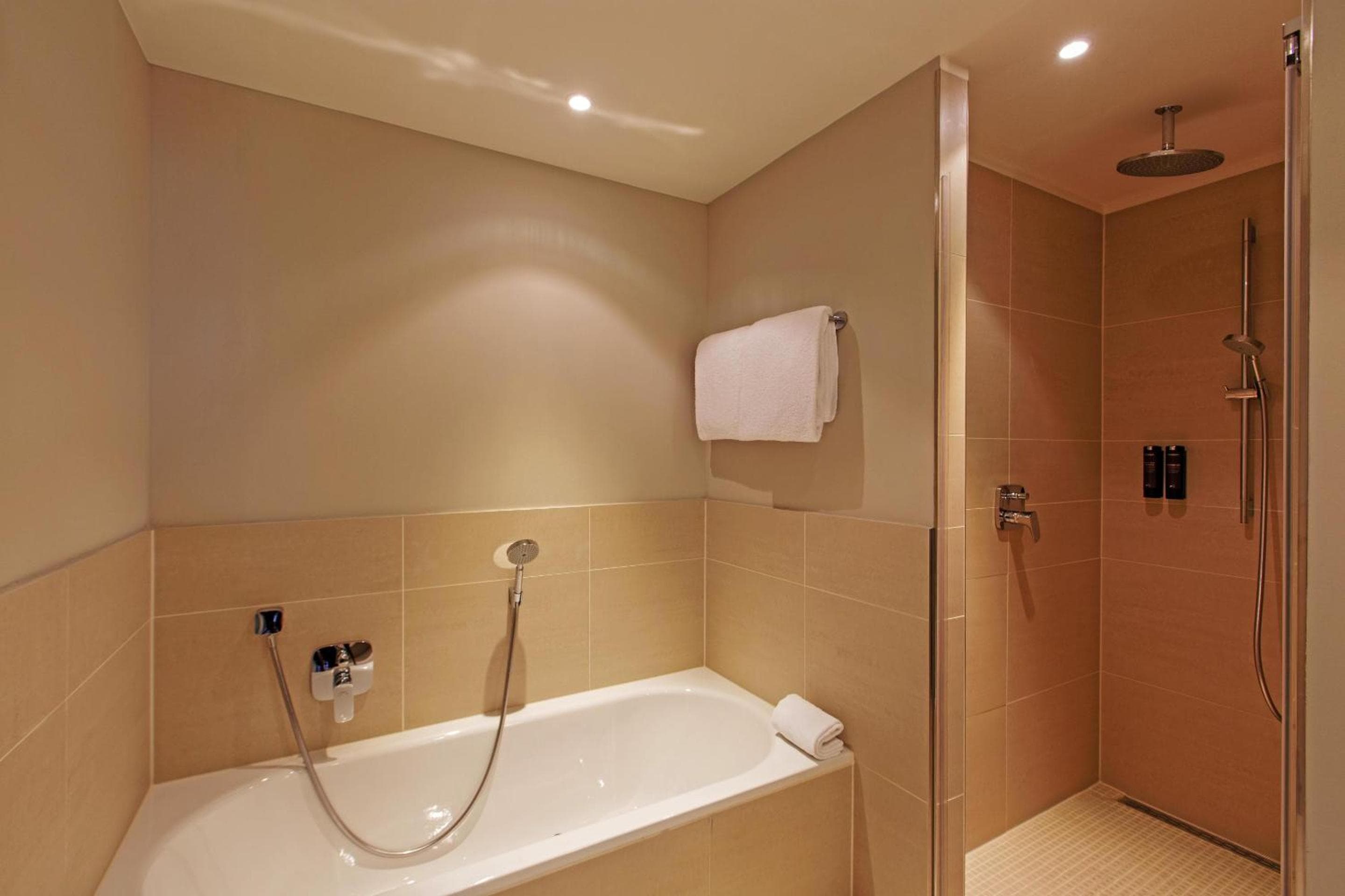 Steigenberger Airport Hotel Berlin photo 3