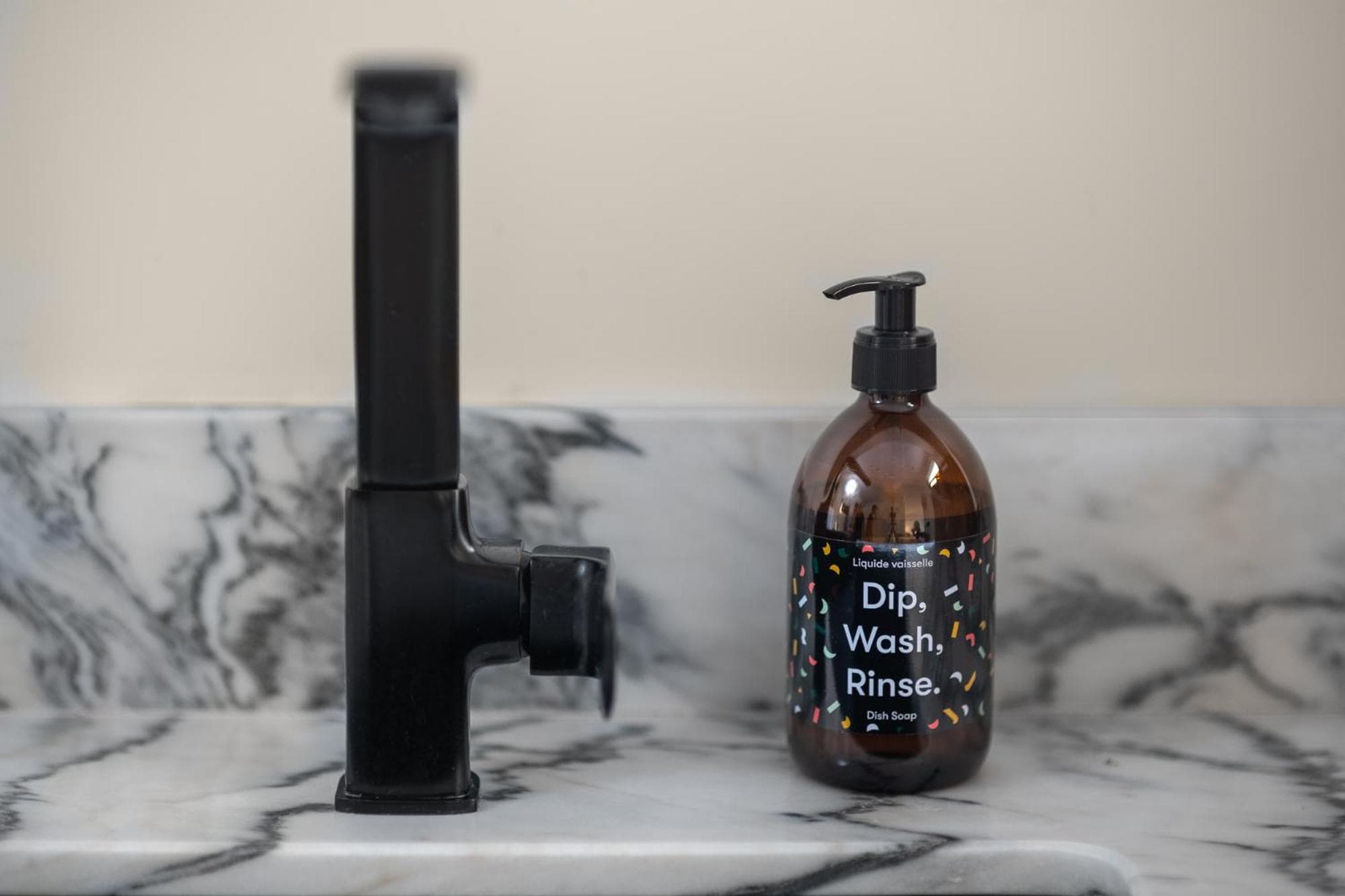 PEPPER & PAPER Apartments, Paris: bathroom