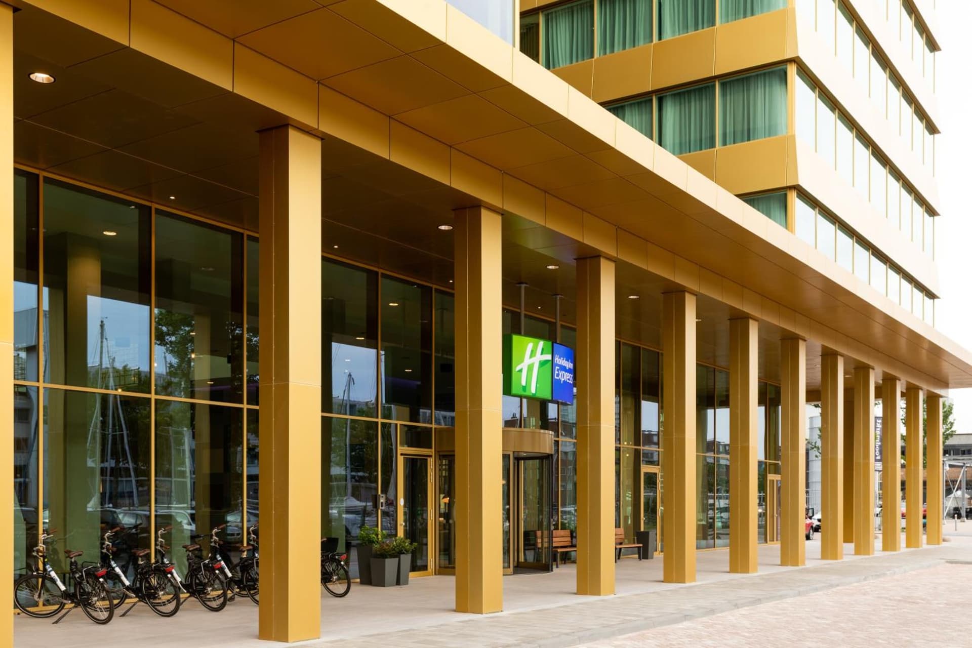 Holiday Inn Express Amsterdam - North Riverside by IHG