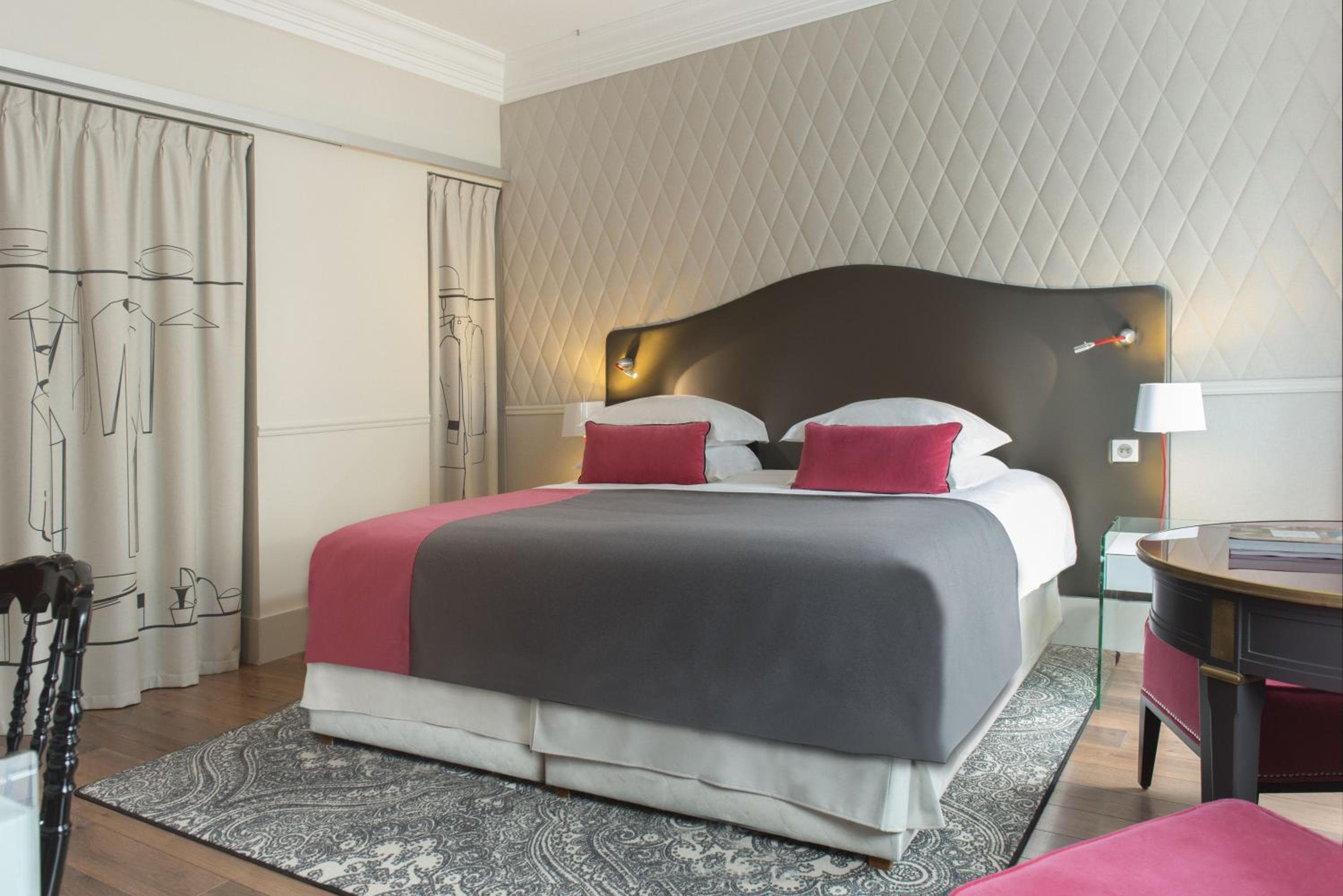 Edouard 7 Paris Opéra, Paris: hotel room