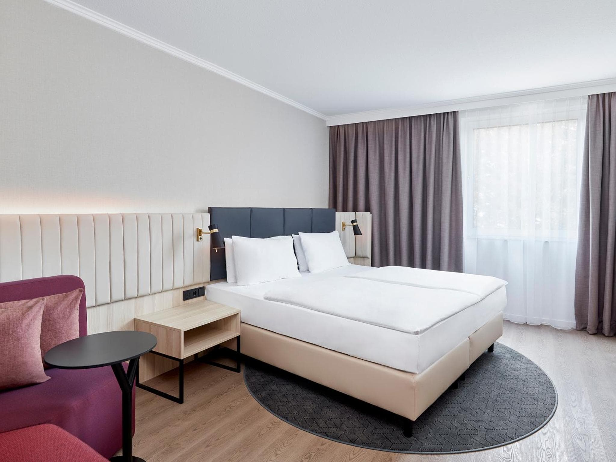 Crowne Plaza Hamburg-City Alster by IHG photo 4