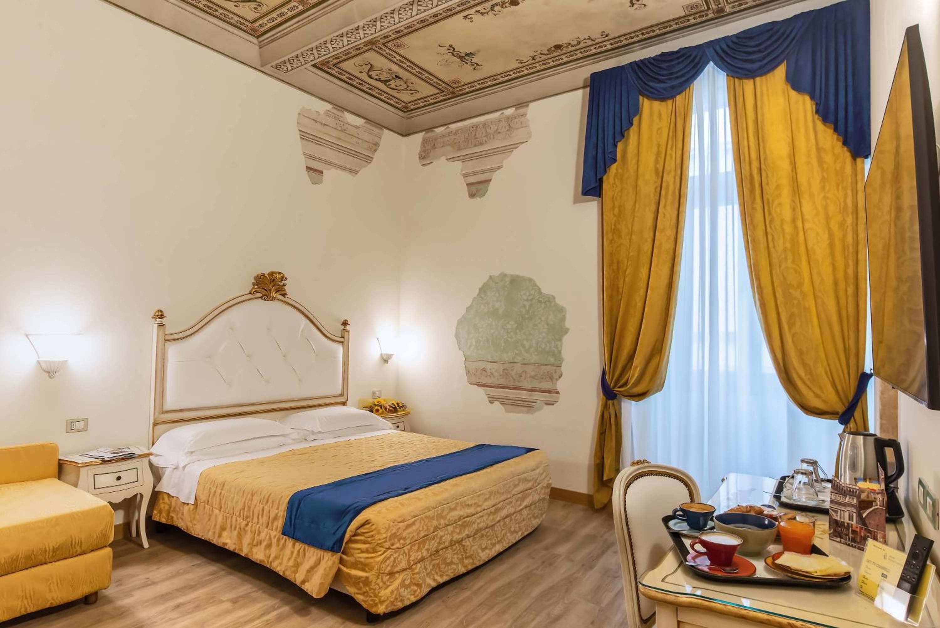 Hotel Porta Faenza, Florence, photo 4