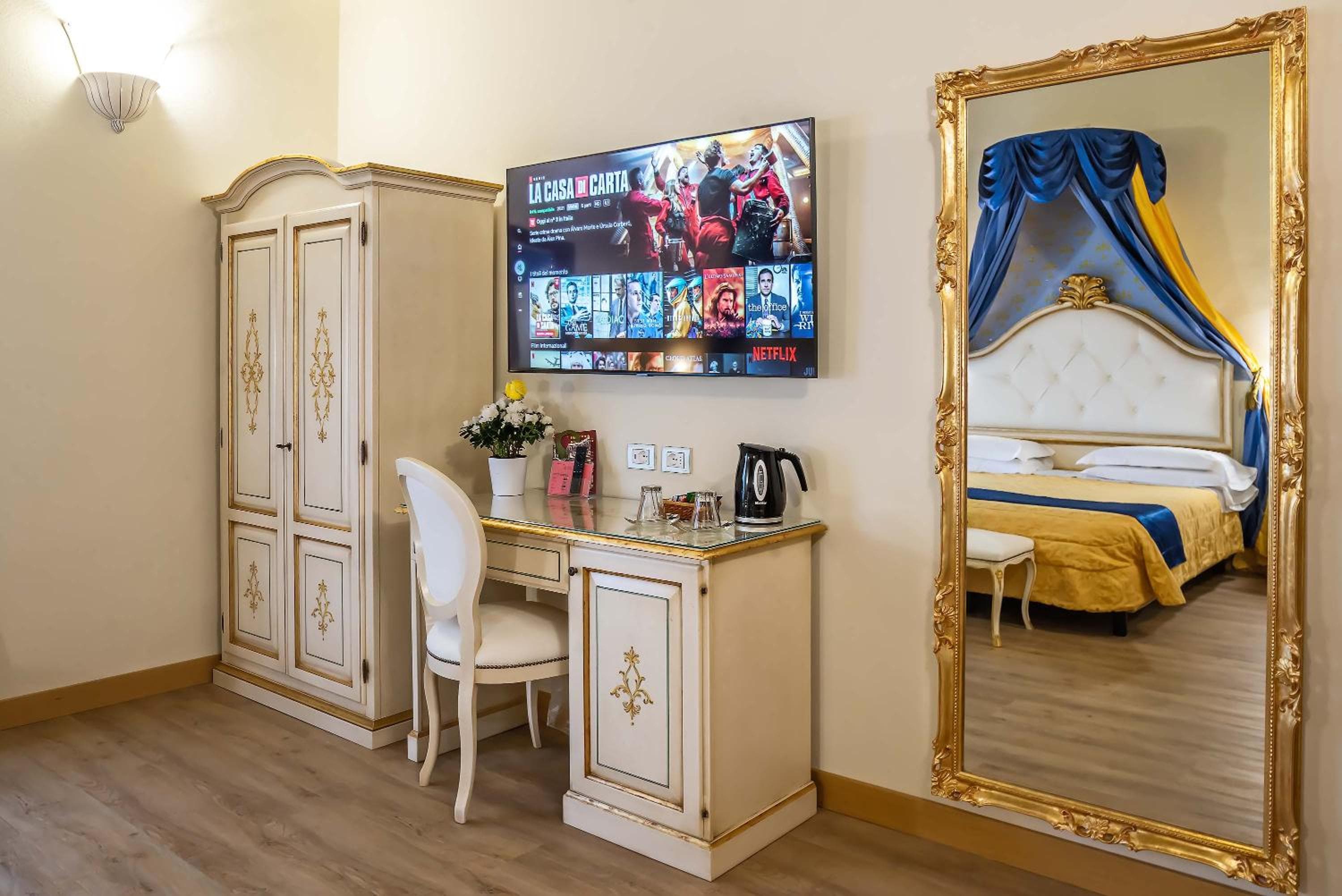 Hotel Porta Faenza, Florence, photo 3
