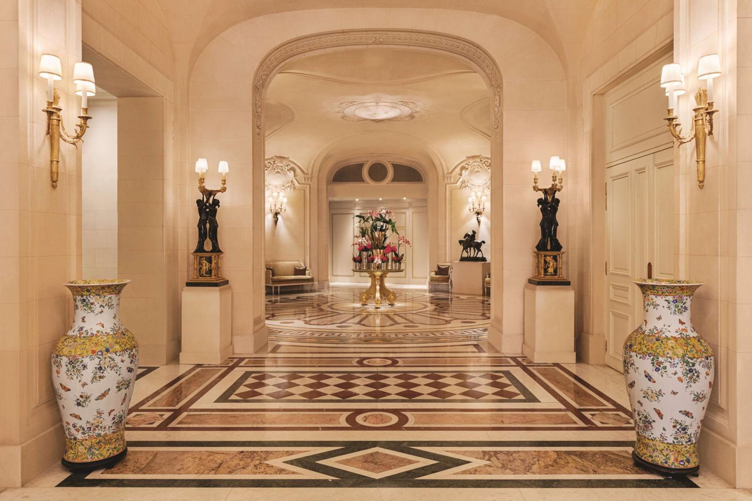 Shangri-La Paris photo 3