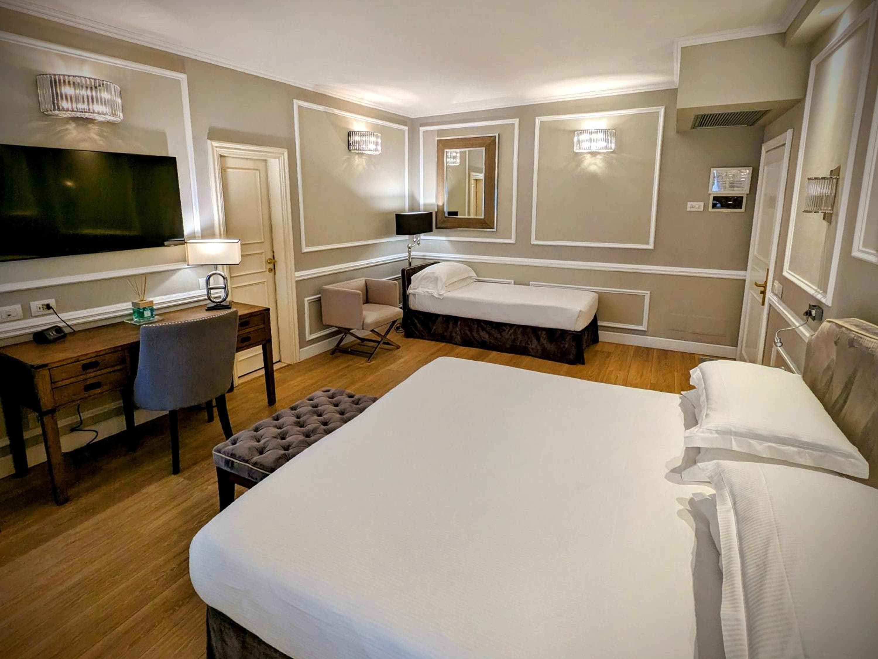 FH55 Hotel Calzaiuoli, Florence, photo 5