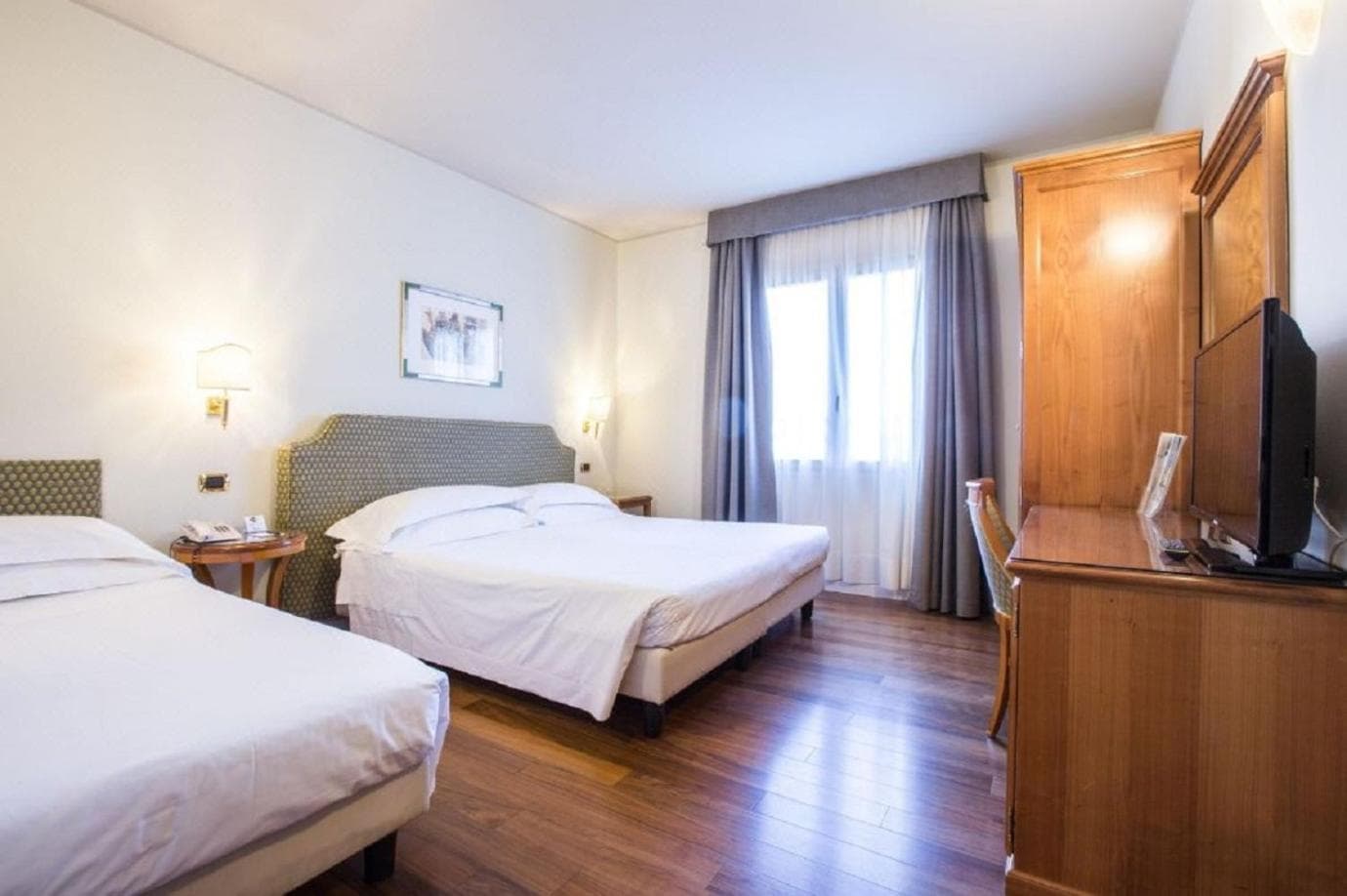 Hotel Plaza photo 5