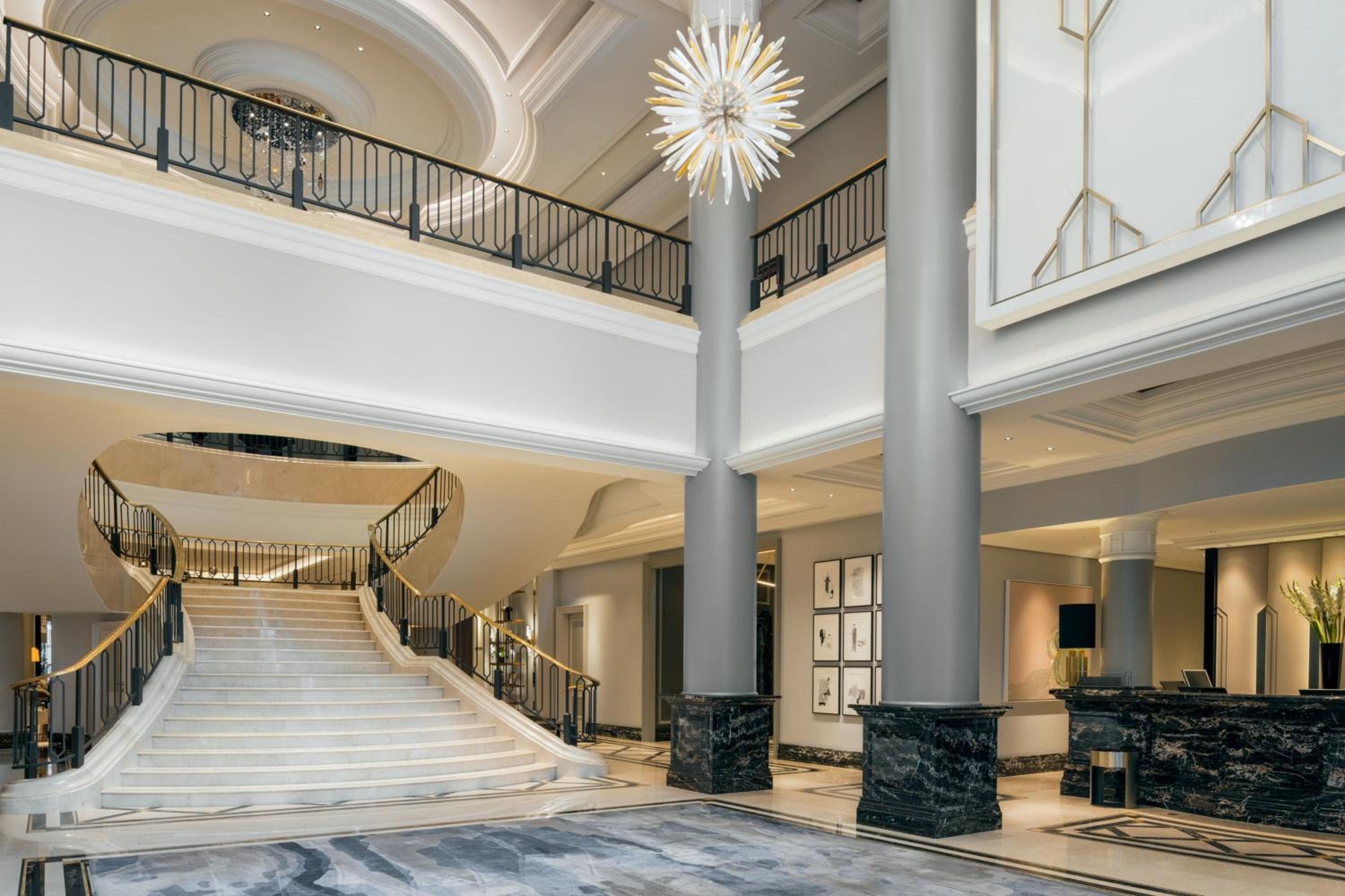 The Ritz-Carlton, Berlin photo 2
