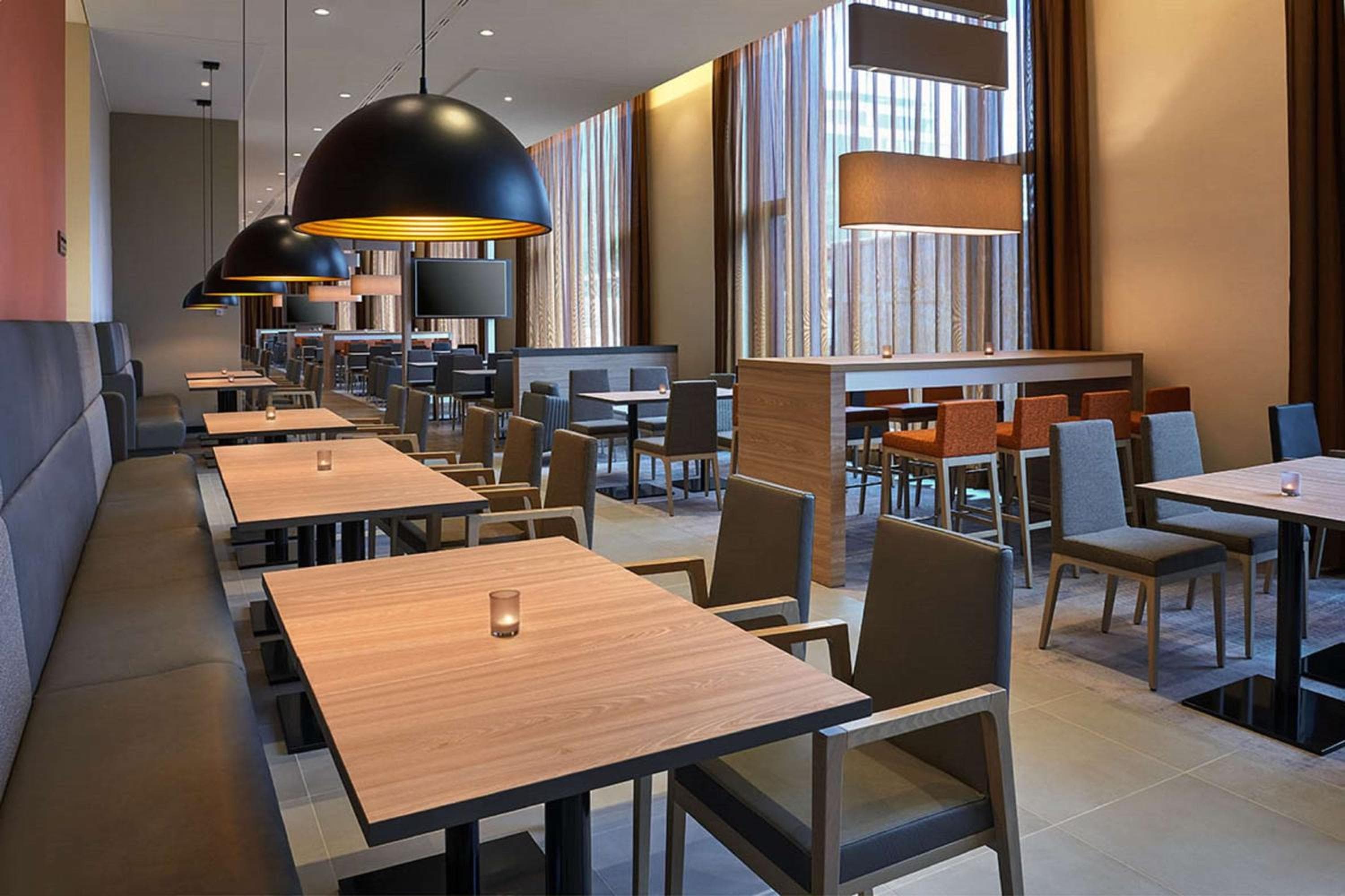 Hampton by Hilton Berlin City Centre Alexanderplatz photo 5