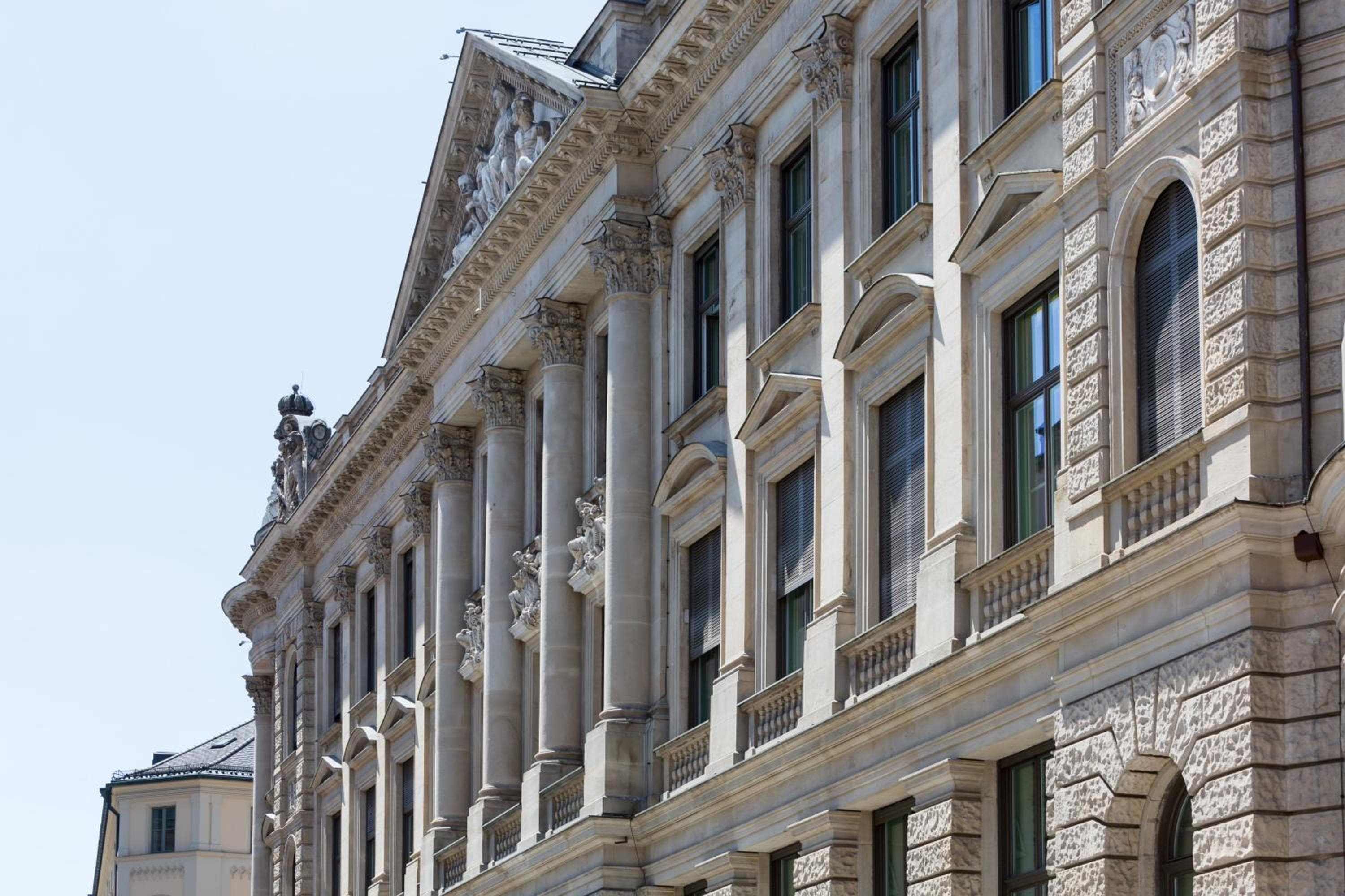 Rosewood Munich, Munich: building