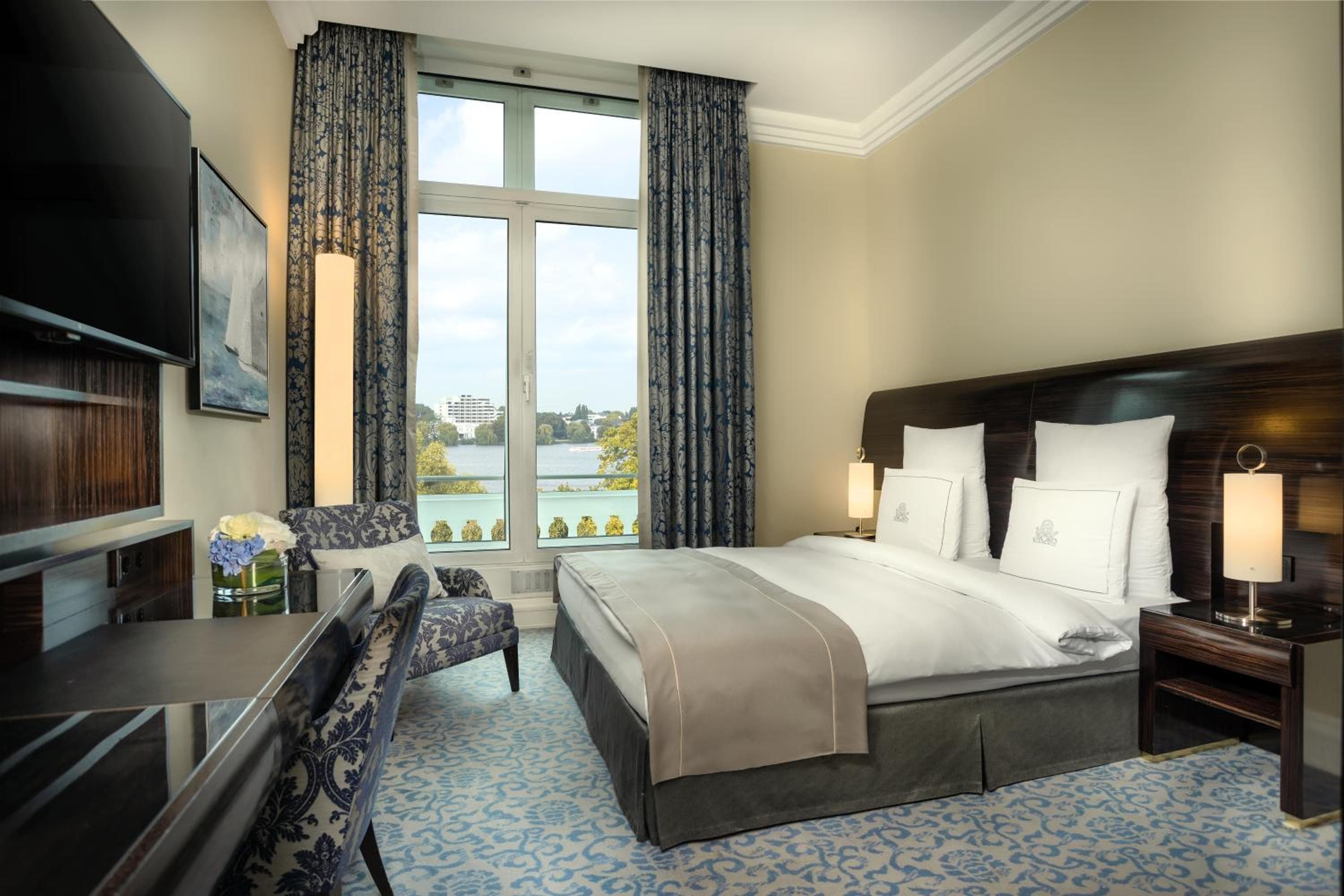 Hotel Atlantic Hamburg, Autograph Collection photo 2