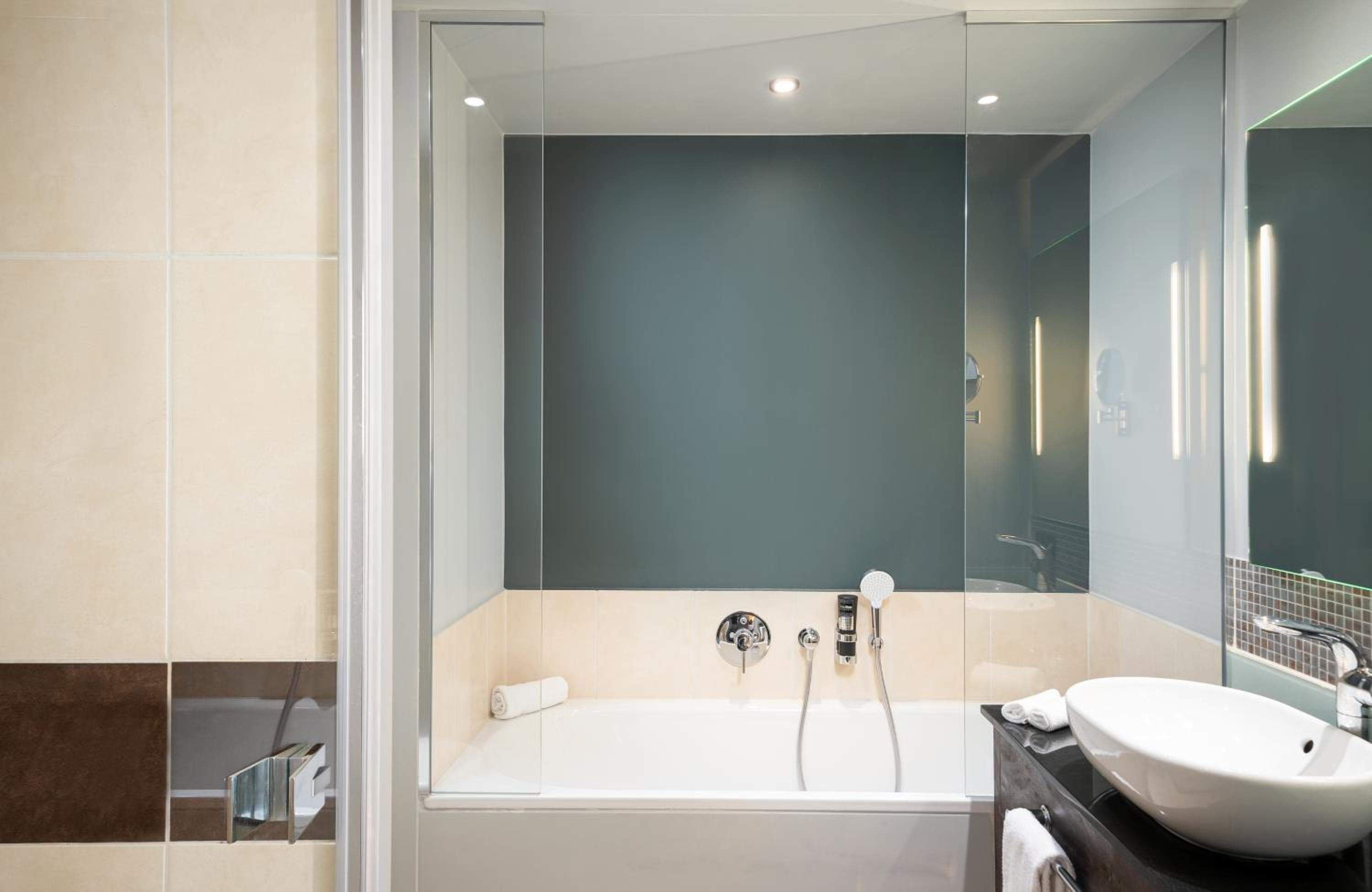 Leonardo Royal Hotel Munich, Munich, photo 3
