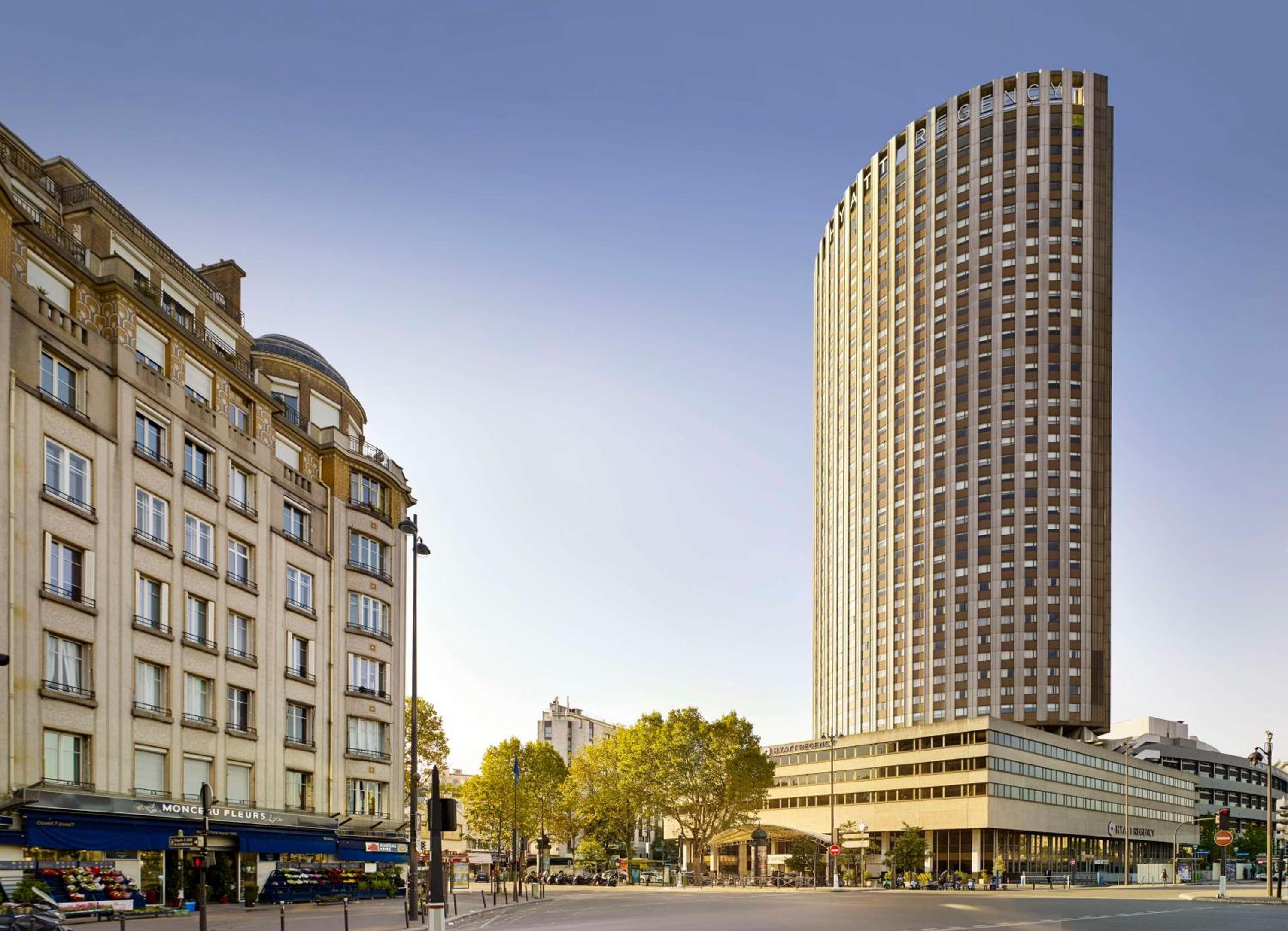 Hyatt Regency Paris Etoile photo 2
