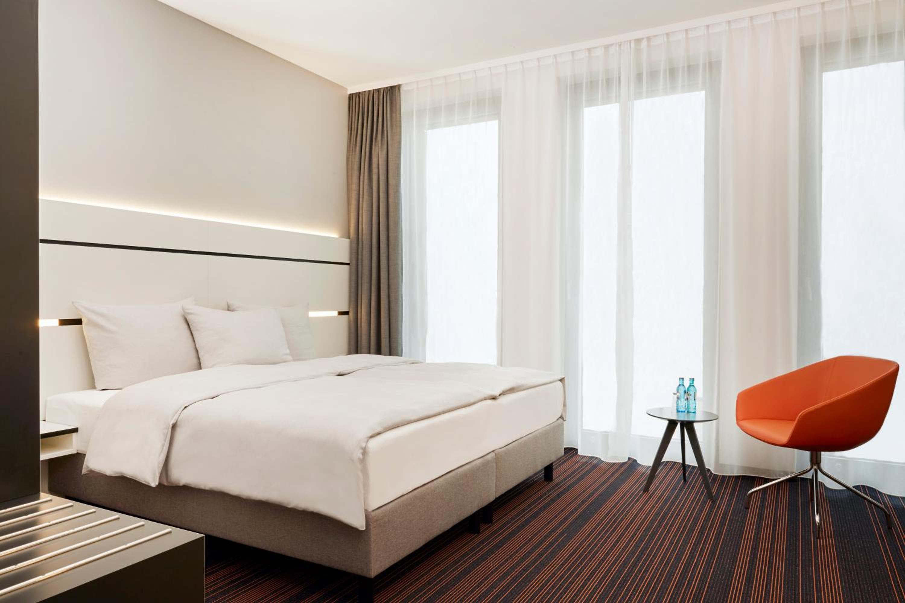 HYPERION Hotel Hamburg City, Trademark Collection by Wyndham photo 5
