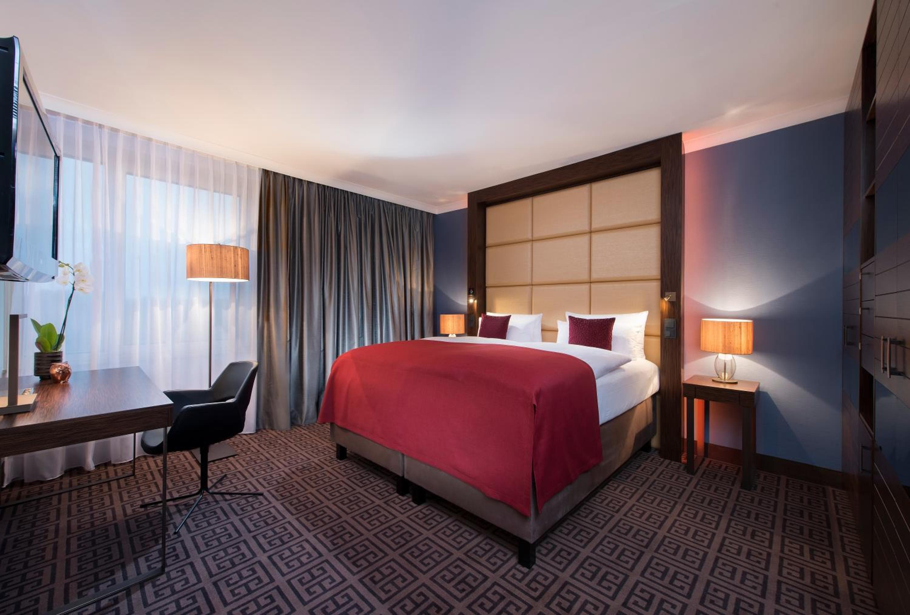 Hotel Palace Berlin photo 3