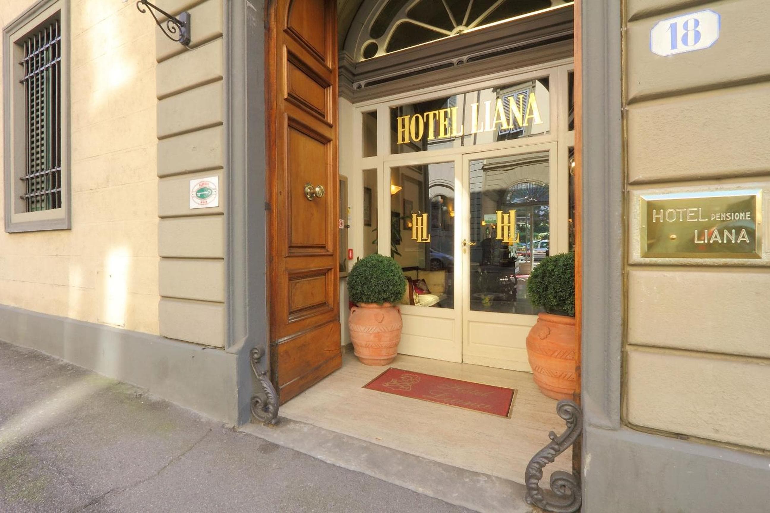 Hotel Villa Liana, Florence: building