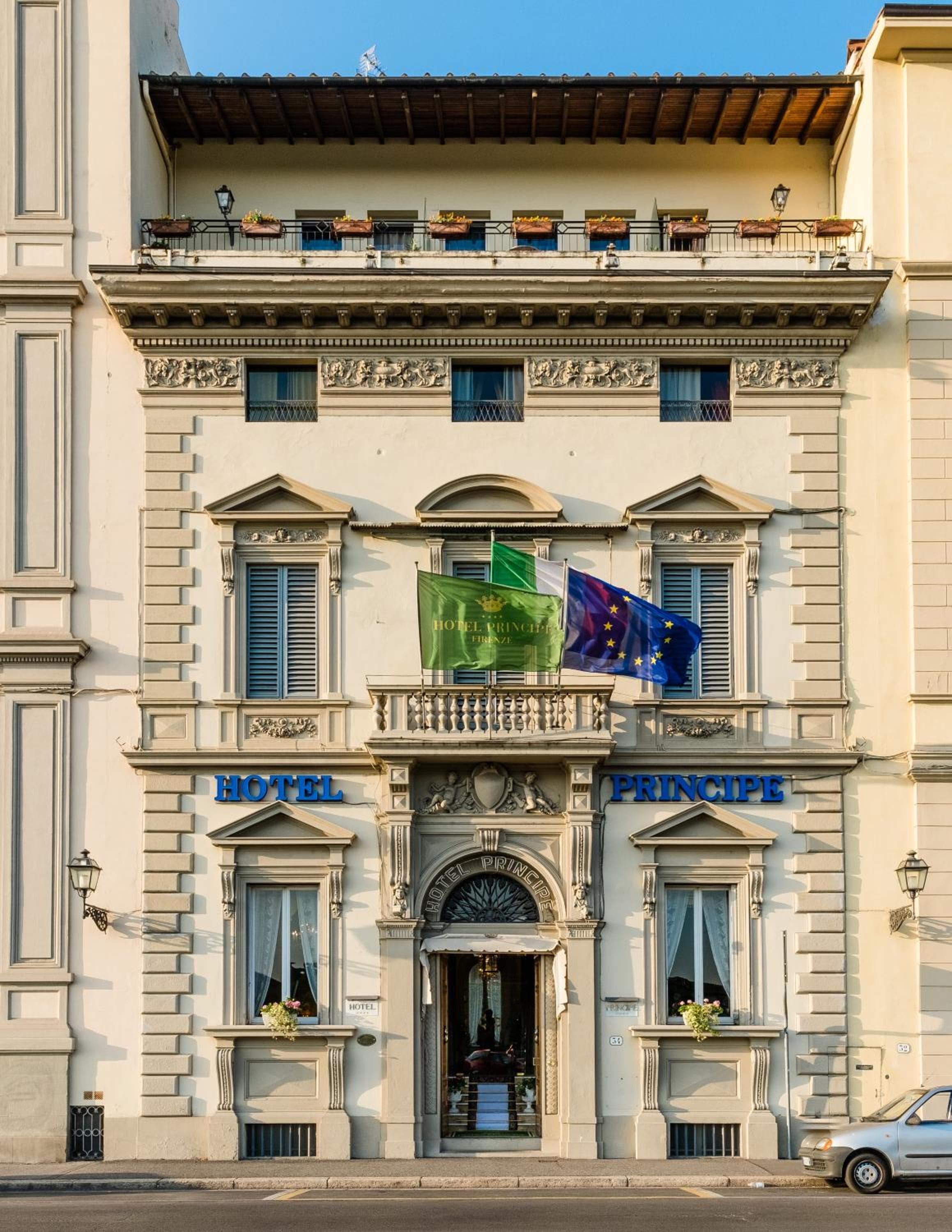 Hotel Principe, Florence: building